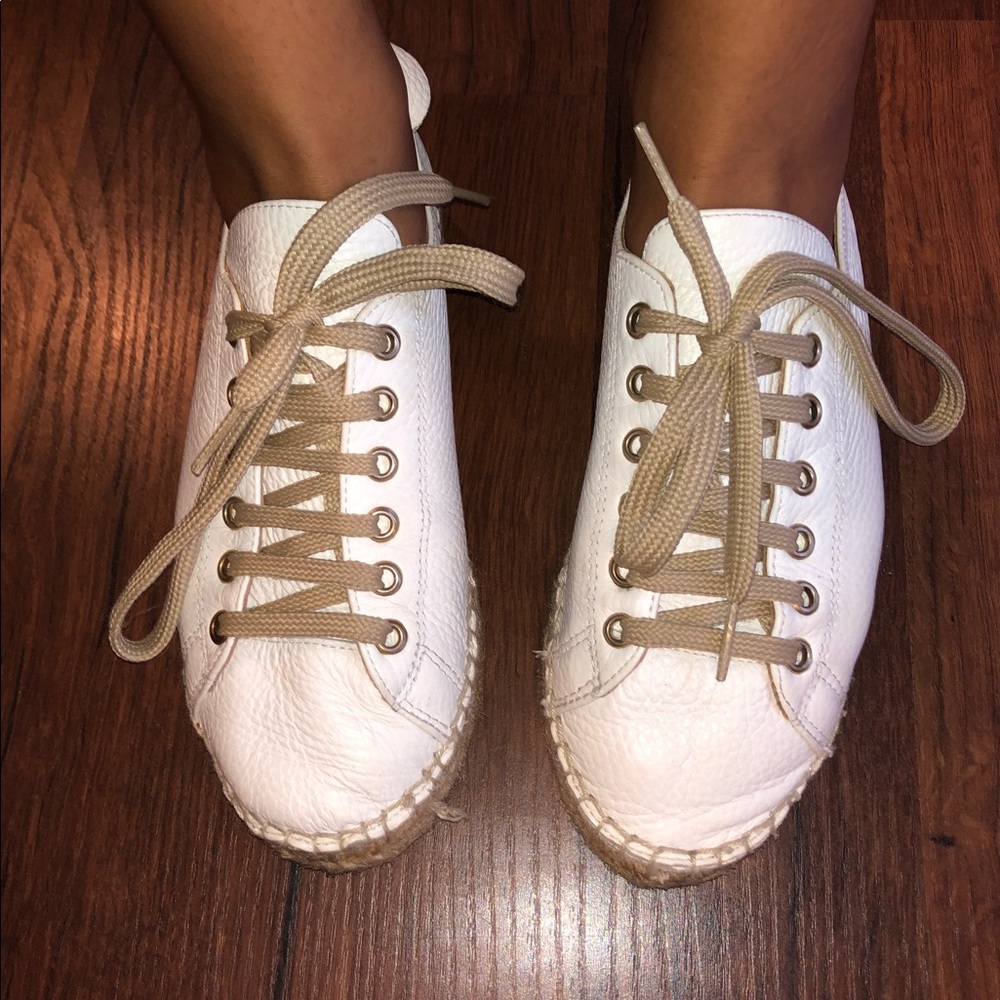 Very cute espadrille shoes!